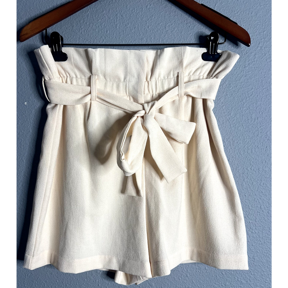 Sugar Lips NWT Womens Medium Ivory Paper Bag Waist Lined Shorts Preppy Feminine